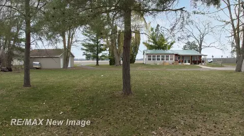 1435 W W Fry, Burt, MI 48417 photo 9