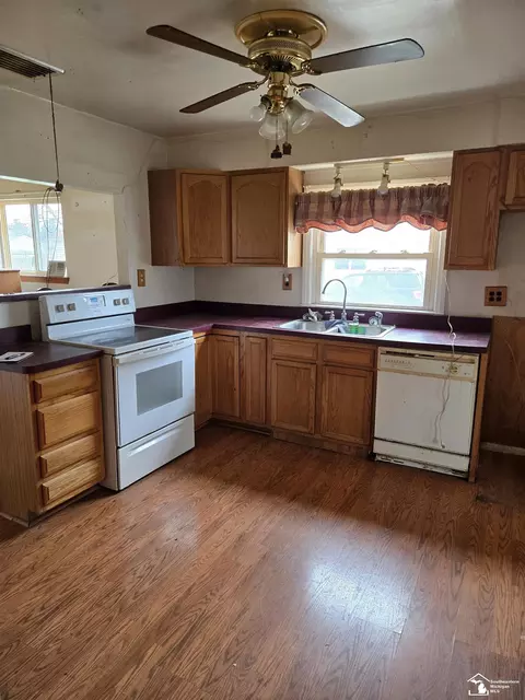 Kitchen - 1510 Walnut, Monroe, MI 48162 photo 1 of 2