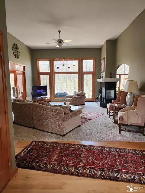 Living - 13172 Todd, Ida, MI 48140 photo 1 of 1