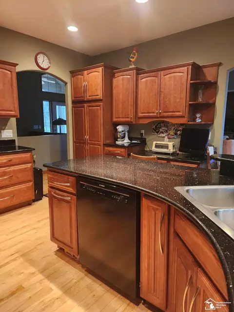 Kitchen - 13172 Todd, Ida, MI 48140 photo 3 of 6
