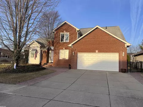 51077 Blue Spruce, Macomb, MI 48042