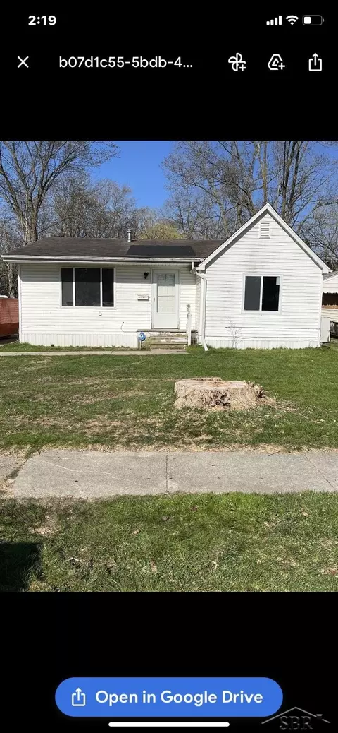 2201 Parkwood, Saginaw, MI 48601