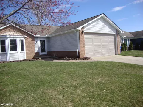 4737 Lamont, Warren, MI 48091