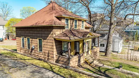 212 East, Houghton, MI 49931