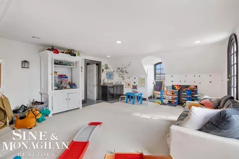 1040 Harvard, Grosse Pointe, MI 48230 photo 66