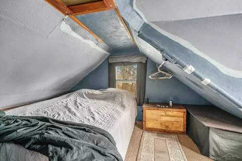 Bedroom - 14153 Timm, Constantine, MI 49042 photo 1 of 2