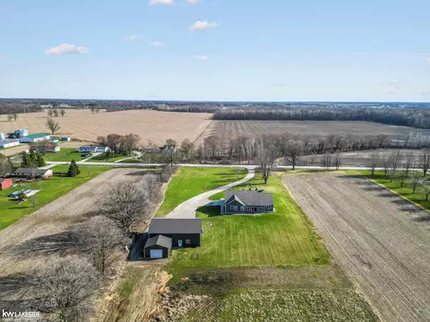22391 Mcphall, Armada, MI 48005 photo 9