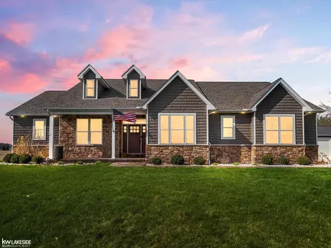 22391 Mcphall, Armada, MI 48005