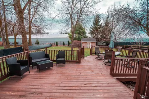 Exterior - 1209 Hackman, Temperance, MI 48182 photo 2 of 4