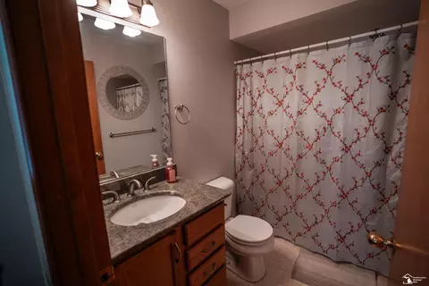 Bath - 1209 Hackman, Temperance, MI 48182 photo 2 of 2