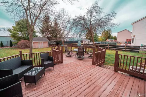 Exterior - 1209 Hackman, Temperance, MI 48182 photo 3 of 4