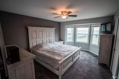 Bedroom - 1209 Hackman, Temperance, MI 48182 photo 1 of 4