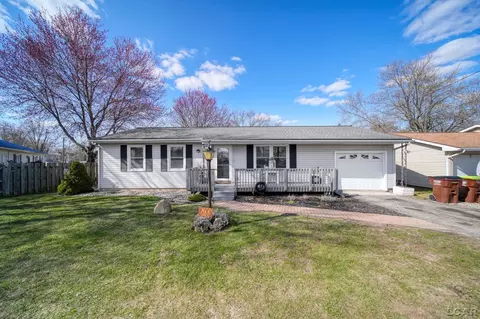 2600 Sutton, Adrian, MI 49221