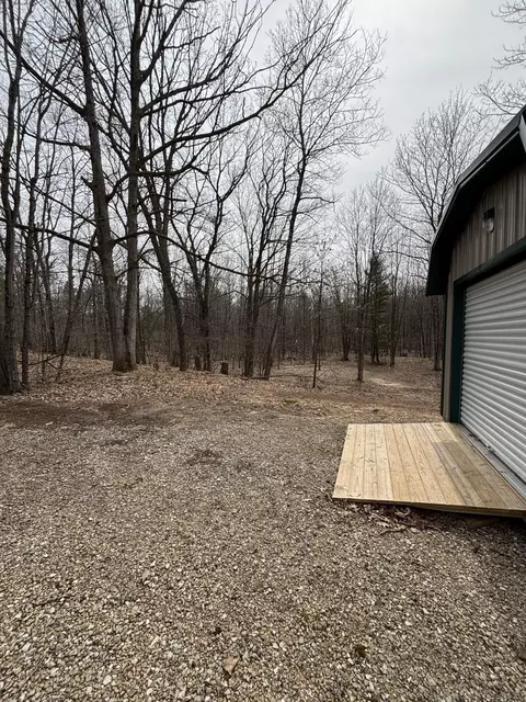 2002 Klender, Bentley, MI 48613 photo 26
