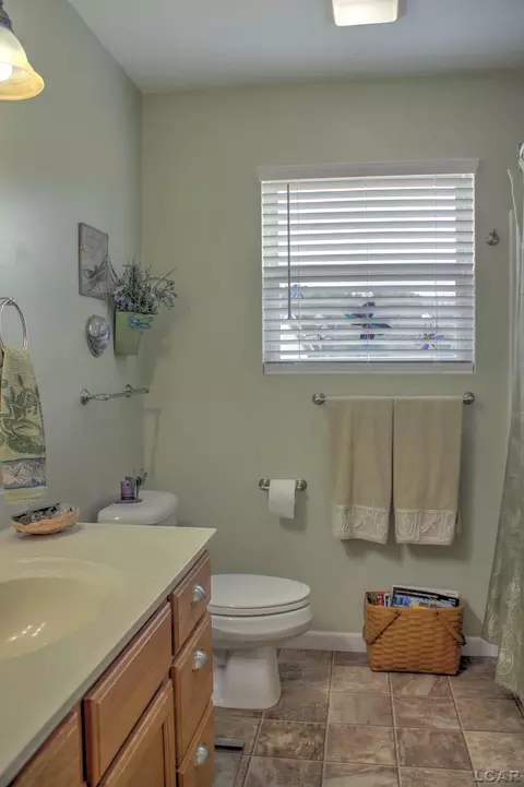 Bath - 4126 Kopke, Britton, MI 49229 photo 3 of 3