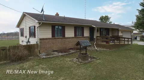 10137 N Vassar, Mount Morris, MI 48458