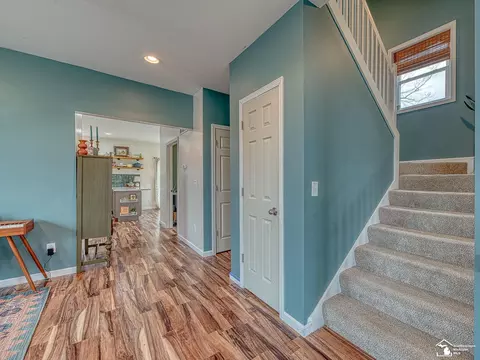 Entry Way - 531 Toledo, Dundee, MI 48131 photo 5 of 6