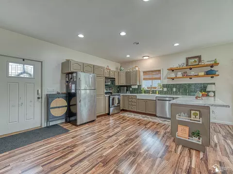 Kitchen - 531 Toledo, Dundee, MI 48131 photo 3 of 3