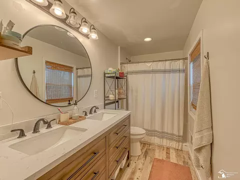 Bath - 531 Toledo, Dundee, MI 48131 photo 1 of 3