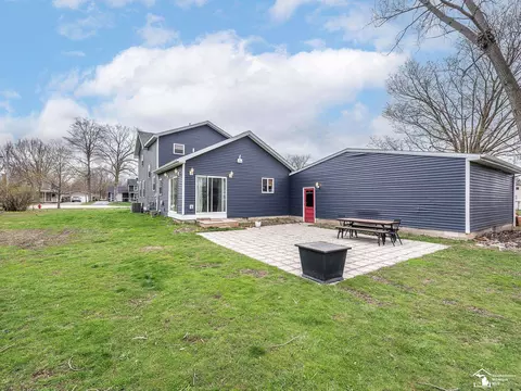 Exterior - 531 Toledo, Dundee, MI 48131 photo 5 of 7
