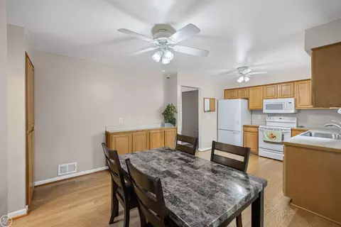 46911 Crestview, Macomb, MI 48044 photo 13