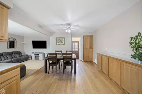 46911 Crestview, Macomb, MI 48044 photo 11