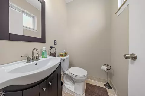 46911 Crestview, Macomb, MI 48044 photo 23