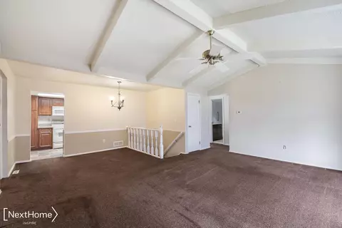 3126 Pinegate, Flushing, MI 48433 photo 5