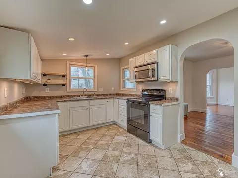417 W 5th, Monroe, MI 48161 photo 4