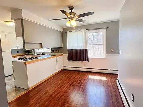 Kitchen - 526 E Park, Harrison, MI 48625 photo 3 of 4