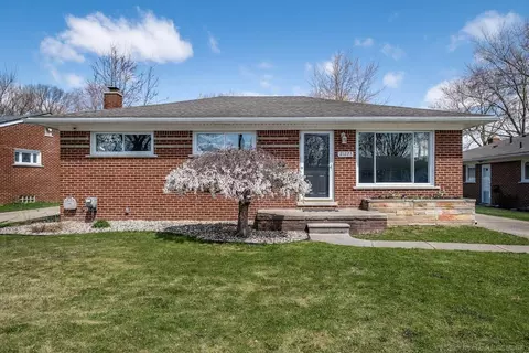 21223 Crane, Saint Clair Shores, MI 48081
