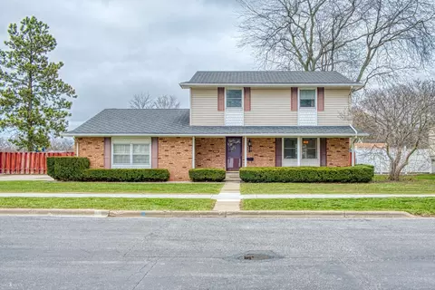 1408 Whitehaven, Owosso, MI 48867