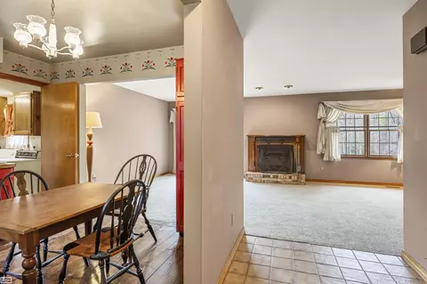 Entry Way - 475 S Bartlett, Saint Clair, MI 48079 photo 1 of 2