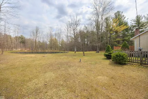 Exterior - 475 S Bartlett, Saint Clair, MI 48079 photo 13 of 18