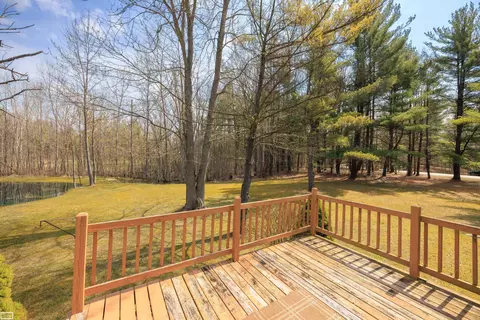 Exterior - 475 S Bartlett, Saint Clair, MI 48079 photo 16 of 18