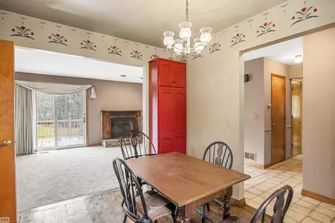 Dining - 475 S Bartlett, Saint Clair, MI 48079 photo 1 of 1