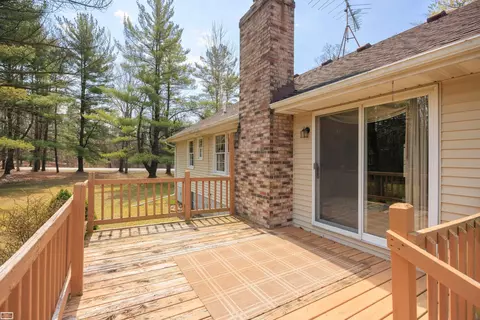Exterior - 475 S Bartlett, Saint Clair, MI 48079 photo 17 of 18