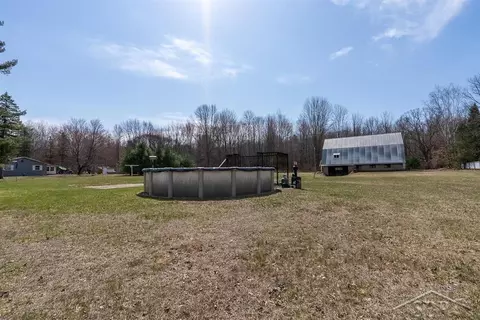 342 E Miller, Midland, MI 48640 photo 31