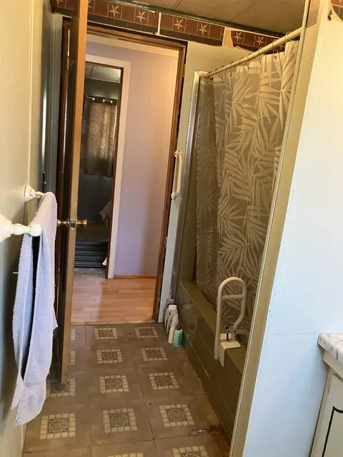 803 Warren, Gladwin, MI 48624 photo 21