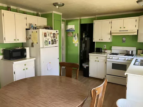 803 Warren, Gladwin, MI 48624 photo 11