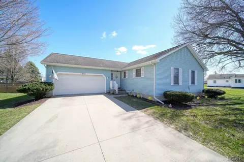 1601 Hartley, Adrian, MI 49221