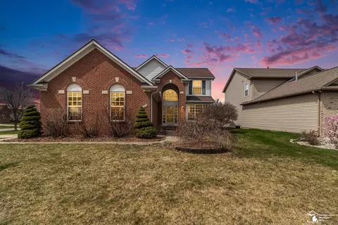 27612 E Mockingbird, Flat Rock, MI 48134