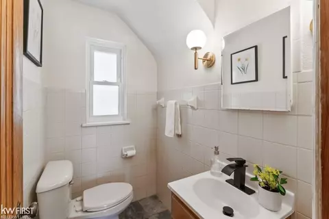 2102 Mountain, Flint, MI 48503 photo 12
