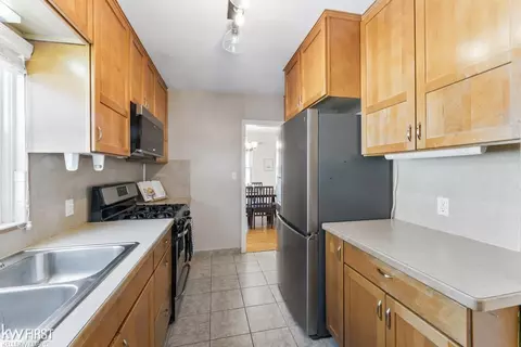 2102 Mountain, Flint, MI 48503 photo 8