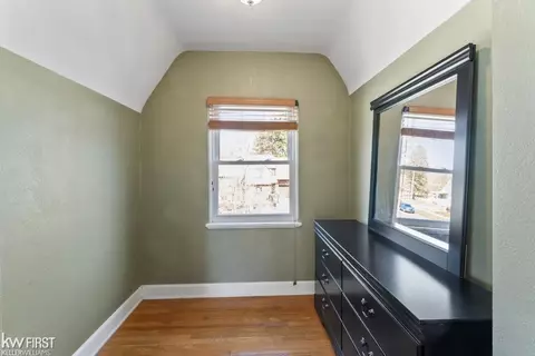 2102 Mountain, Flint, MI 48503 photo 16