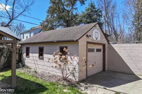 2102 Mountain, Flint, MI 48503 photo 26
