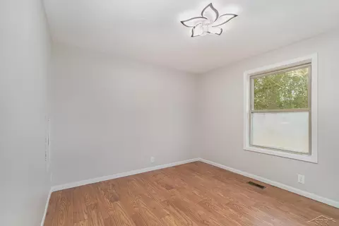 5474 Kings Way, Gladwin, MI 48624 photo 17