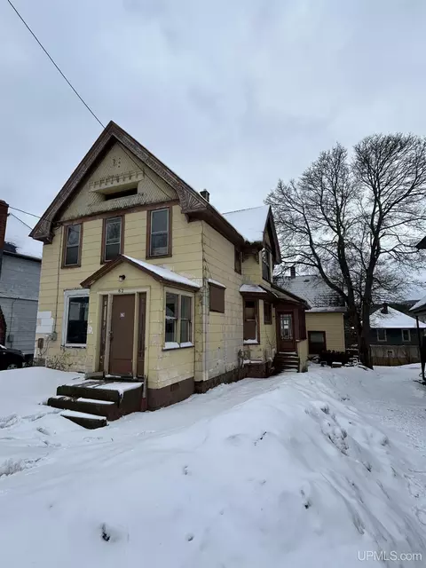628 W Water, Hancock, MI 49930