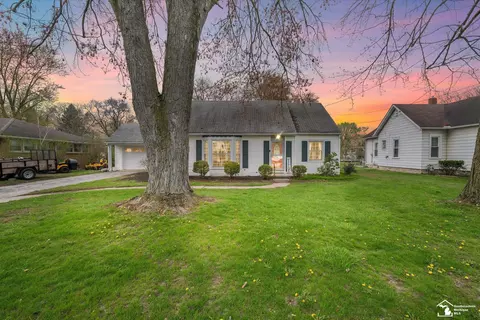 1210 W Temperance, Temperance, MI 48182