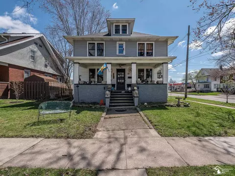 737 Cass, Monroe, MI 48161